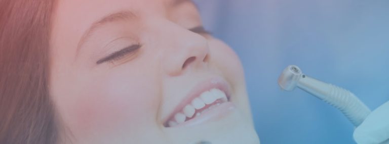 Profesjonalne usuwanie zębów – chirurgia stomatologiczna w Krakowie